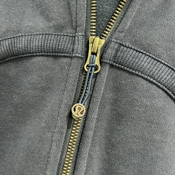 Lululemon Scuba jacket - Picture 2 of 5